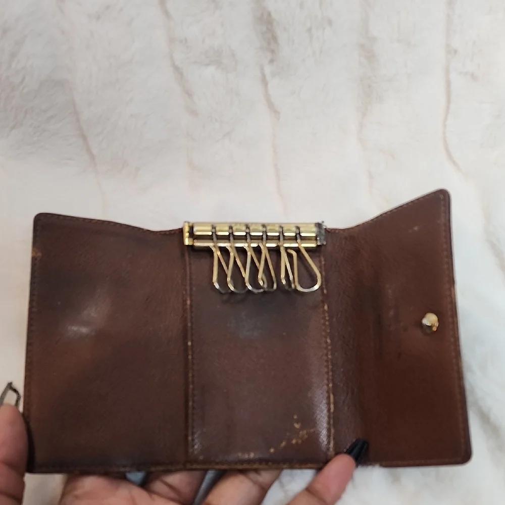 Louis Vuitton Brown Monogram Keyholder